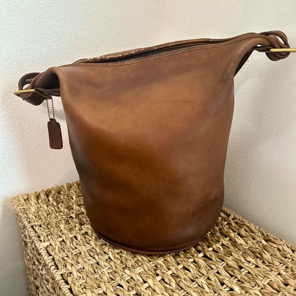 Vintage Coach Bucket Bag Pre-1994 - Picture 3 of 9